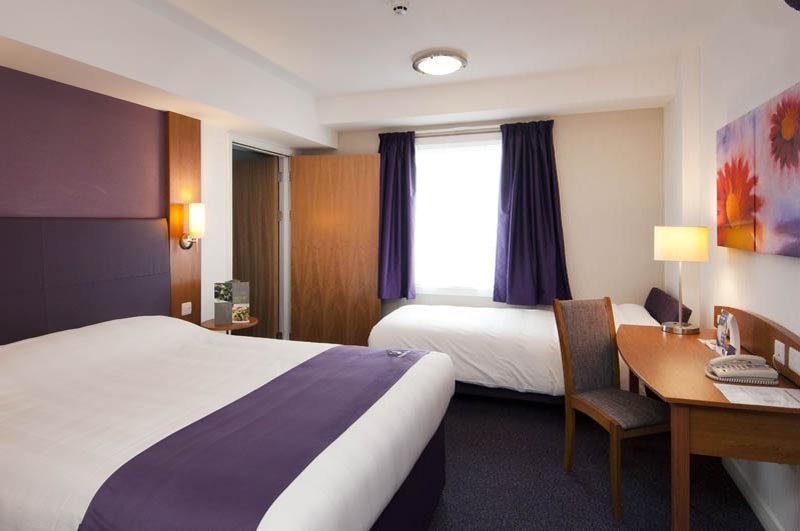 Premier Inn Dunfermline Luaran gambar